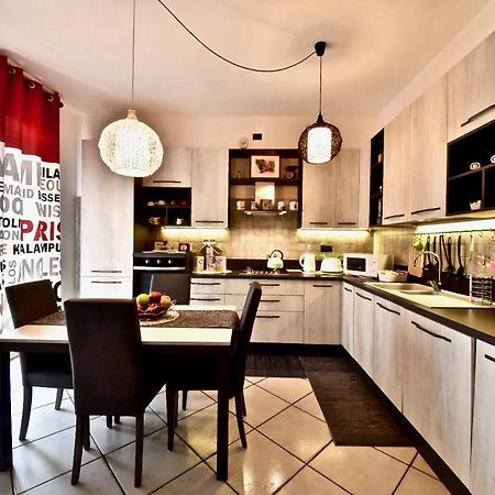 Modern Apartment Halfway Between Milan And Como Cogliate Exterior foto